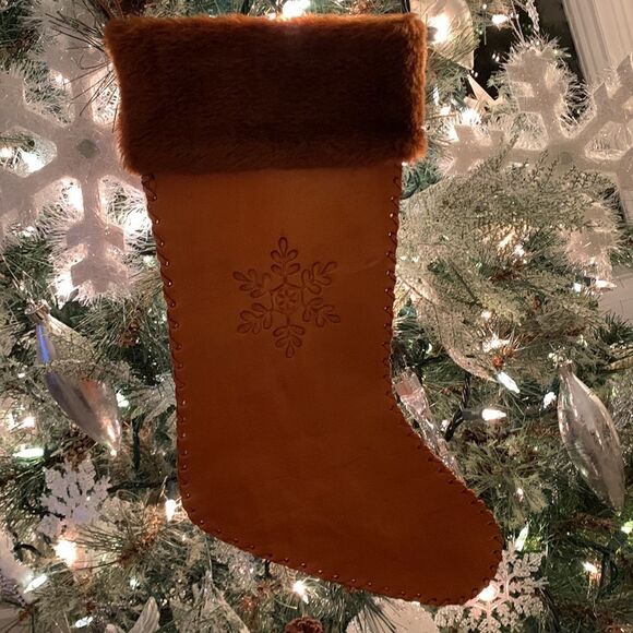 ‎Vintage Leather boho Handmade Christmas Snowflake Brown Fur Tooled Stocking - Picture 2 of 11